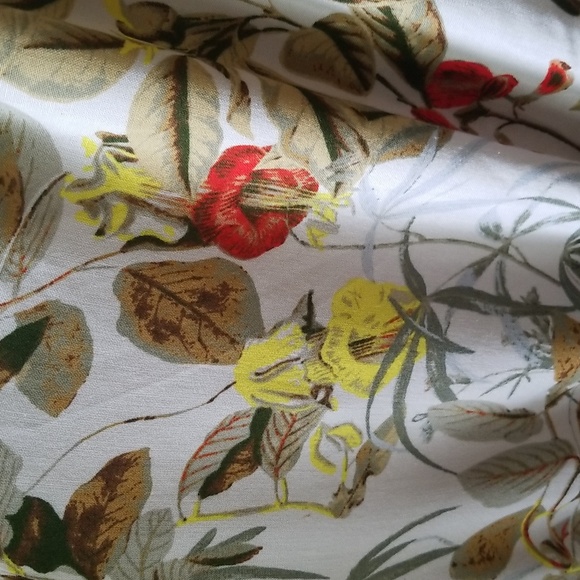 H&M Floral Dress - Picture 6 of 8